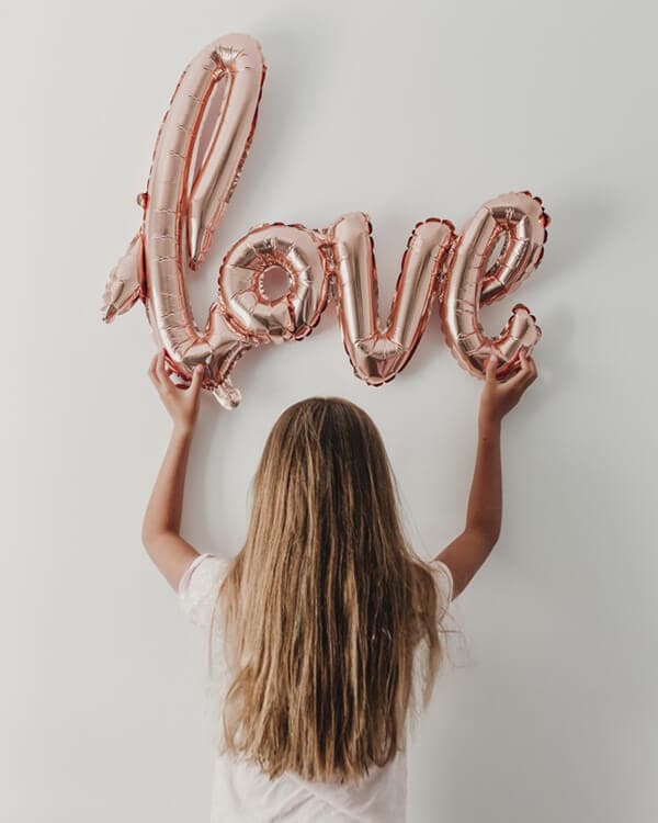 17381_Шар_(41_104_см)_Фигура_Надпись_Love_Розовое_Золото_1_шт_15