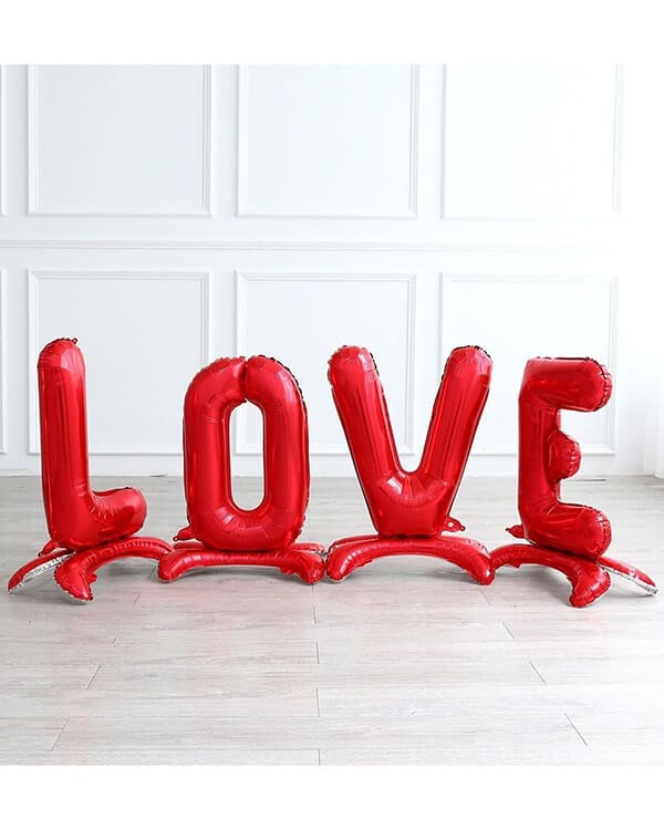 195120_Набор_шаров-букв_(32_81_см)_LOVE_на_подставке_Красный_1_шт_в_упак_1